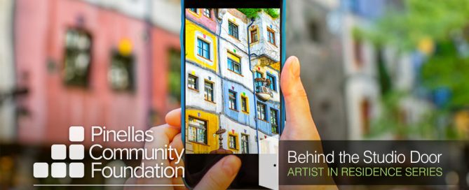 Artist finds inspiration by looking on phone